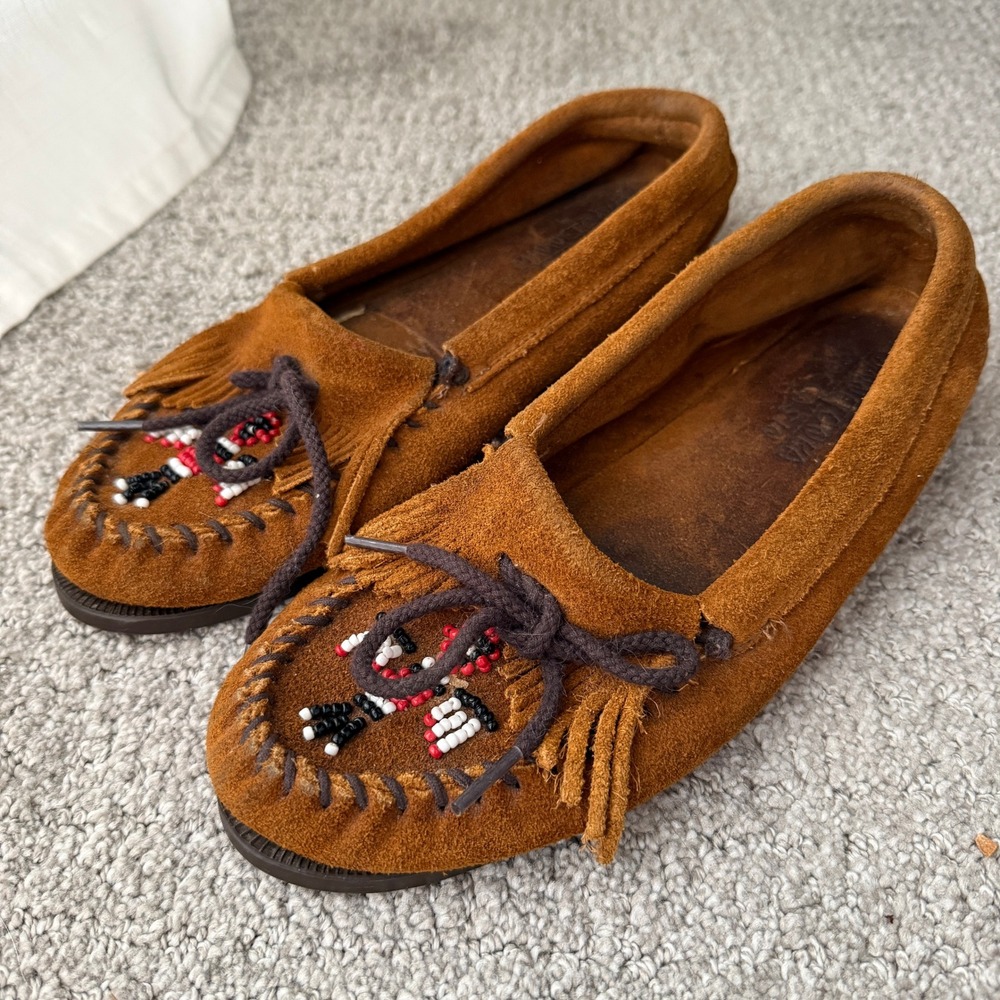 Minnetonka Brown Suede Thunderbird Beaded Fringe Moccasins Womens Size 8 Western